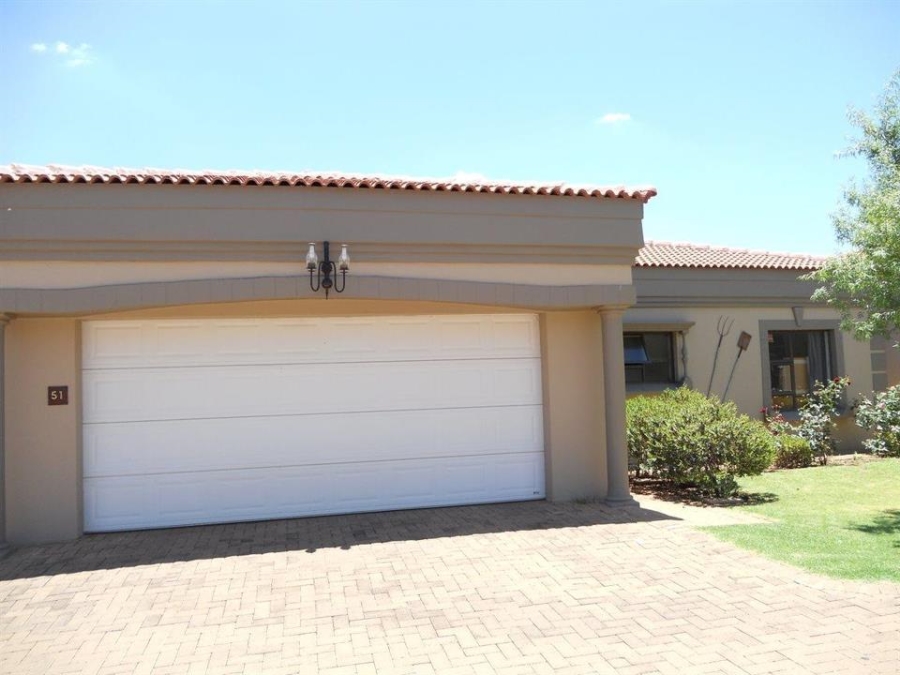 To Let 3 Bedroom Property for Rent in Pentagon Park Free State